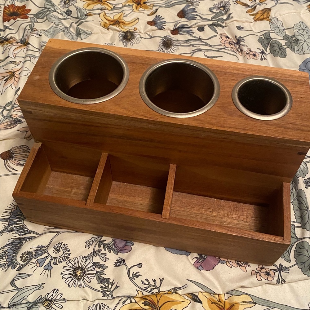 Hot tools bathroom organizer